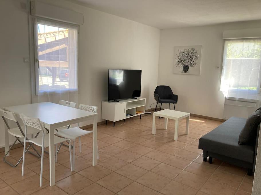 Appartement Tres Calme, Rdc, 800 M De La Cite Medievale Classee Au Patrimoine De L'Unesco Каркасон Екстериор снимка